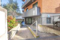 IMPERIAL of LUGANO 3 with a lake view behind the station and 10 min from the lake of Lugano - B&B