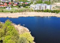 Lake Apart - 50 m2 luksusu nad jeziorem, parking, winda, widok, Netflix - B&B Iława