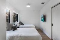 Three-Bedroom Apartment with Balcony