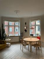B&B Copenaghen - 400 m from metro modern cozy apartment - Bed and Breakfast Copenaghen