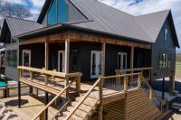 Surf Shack on the Caddo - B&B