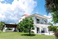Luxury Villa Iberosta Del Mar - 4BDR, Private Beach, Pool & Jacuzzi - Bed and Breakfast Punta Cana