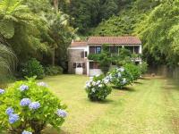 B&B Furnas - Casa da Cascata - Bed and Breakfast Furnas