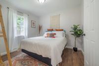 B&B Tampa - BOHO Suite! Near Downtown and Foodie Hotspots - Bed and Breakfast Tampa