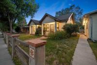 Desert Modern Downtown Flagstaff Unit with Hot Tub - B&B Flagstaff
