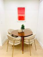 Urban 2-bed apartment in the Beaches - Chambres d’hôtes Toronto