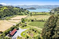 French Peak Loft - French Farm Holiday Home - B&B Akaroa