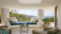 Panoramic Ocean Views and Short Walk To Beach - B&B