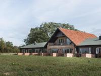 B&B Tressow - Ferienwohnung mit Kamin im Gut Ulrichshusen - Bed and Breakfast Tressow