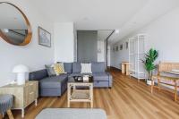 Flinders Keepers - Chic Cityscape Kaleidoscope - B&B Melbourne