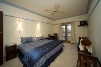 Chambre Lit King-Size avec Balcon
