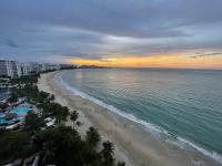 The Penthouse SJU 6BDR+6.5BA Sleep 20 Million$View - B&B