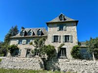 B&B Saint-Angel - Le Manoir du Rigouneix au coeur de la nature, calme-sauna-dîner maison - Bed and Breakfast Saint-Angel