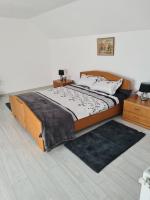 King Room with Mountain View