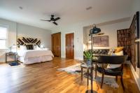 Notorious Outlaw - B&B Denver