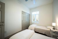 Classy Uptown Darling - B&B