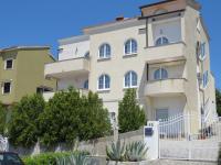 Apartments Villa Urbajs - B&B