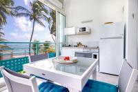 Le Touloublue – Très bel appartement face à la mer - B&B