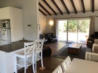 Stouty's at Hat Head - No Sheets or Towels Provided - B&B Hat Head