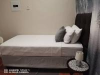 B&B Francistown - Fabulous Rest Inn - Bed and Breakfast Francistown