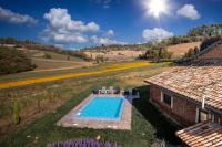 Escapade à la Métairie de Rouzies - Piscine et Nature - Chambres d’hôtes Tauriac