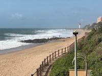 B&B Durban - Umhlanga Ridge Luxury New Self Catering Apartment - Bed and Breakfast Durban