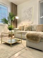 The Elite Suite II downtown AC & garage parking - Bed and Breakfast Bratislava