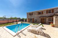 Villa Zinnia by Briskva - B&B Fabci