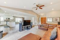 Scottsdale Home with Patio, Near Arizona Boardwalk! - Ferienwohnung