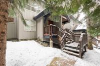 Blackcomb Greens by Outpost Whistler - Chambres d’hôtes Whistler