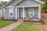Pet-Friendly Boho Bungalow | Near Expo & TU - Ferienwohnung Tulsa