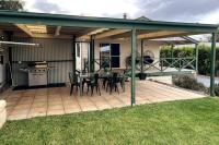 B&B Port Lincoln - Family and Pet Friendly in central location - Bed and Breakfast Port Lincoln