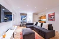 B&B London - Elegant 2 Bed Flat in Knightsbridge - Bed and Breakfast London