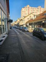 APARTMAN CENTAR BULEVAR EX sa GARAZOM - Bed and Breakfast Banja Luka