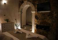 Deluxe Suite with Spa Bath