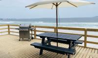 Cuatro Islas Lodge del Mar Cabaña Isla Damas - Bed and Breakfast