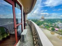 Kuching City Center Riverbank Suites With Marvelous River View - B&B