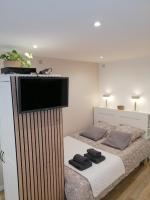 Le Vauban, Charmant studio 5 minutes du Château - B&B Versailles