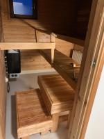 SUSIHUKKA & Punahilkka Apartments with sauna - B&B Rovaniemi
