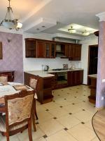 History на проспекті свободи 49 - Ferienwohnung