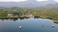 Vụ Tịch Lakeview Homestay - B&B Thị Trấn Yên Bình