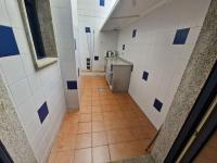 Bouzas. Garaje con cargador V.E. - B&B