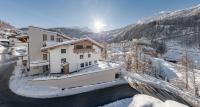 Aliona Apart - Bed and Breakfast
