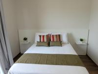 Sobrado com garagem e churrasqueira - B&B Tijucas