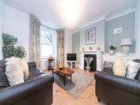 Characterful Victorian Home Near Central London - Pass the Keys - Bed and Breakfast Londen