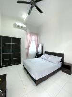 Cosy House For Family Or Group In Bukit Beruang Melaka - Chambres d'hôtes Kampung Pengkalan Baru