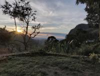 Neon Sky Nest - Ferienwohnung Ella Town
