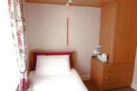 Standard Single Room with Shared Bathroom
