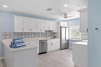 Palm Retreat - 3BR Cottage at the Palmview Inn of Sanibel Island with Bikes - B&B Sanibel