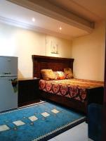 B&B Abou Dabi - King Bed "STUDIO ROOM"-Khalidiya Abudhabi - Bed and Breakfast Abou Dabi